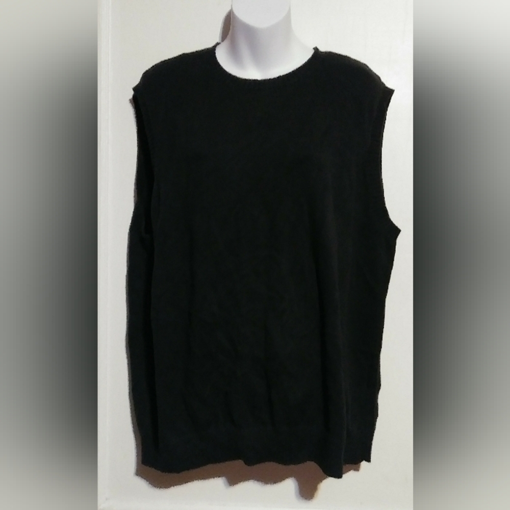 ROUNDTREE & YORKE LADIEZ BLACK VEST